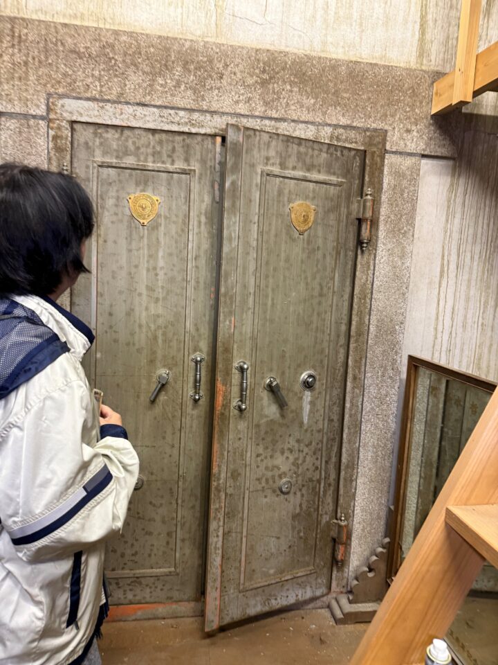 カギ屋さん24時間の事例紹介｜市原市の大型金庫の開錠の画像